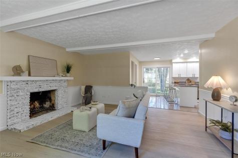 620 Lindford Drive Bay Village OH 44140