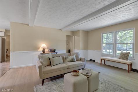 620 Lindford Drive Bay Village OH 44140