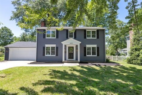 620 Lindford Drive Bay Village OH 44140