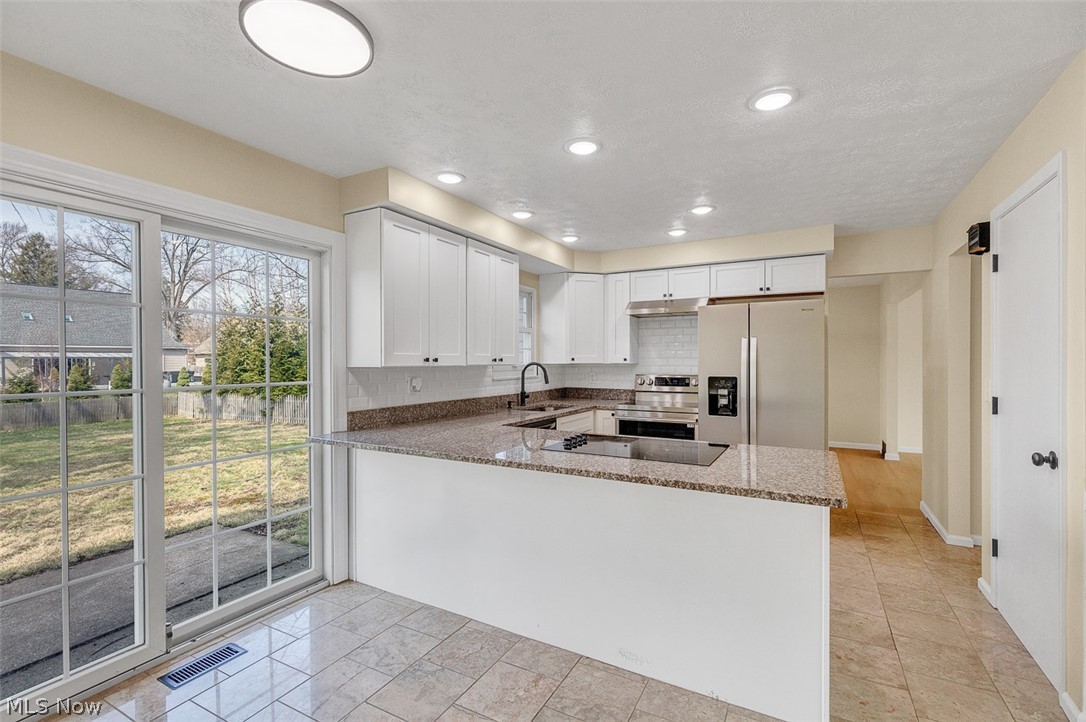 620 Lindford Drive Bay Village OH 44140