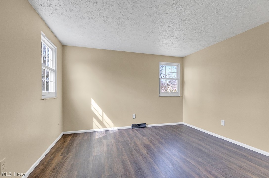 620 Lindford Drive Bay Village OH 44140