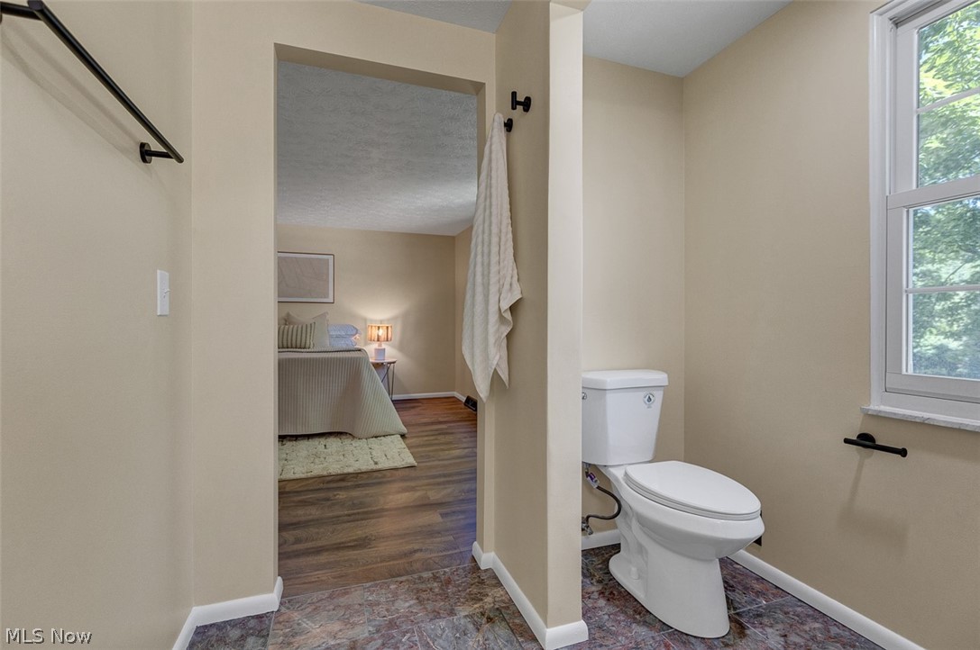 620 Lindford Drive Bay Village OH 44140