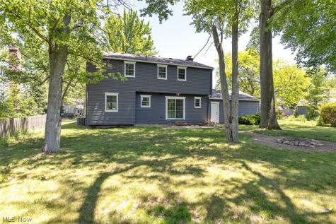 620 Lindford Drive Bay Village OH 44140