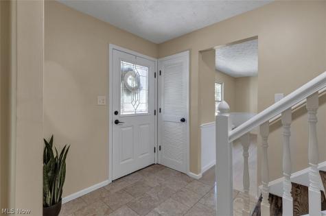 620 Lindford Drive Bay Village OH 44140