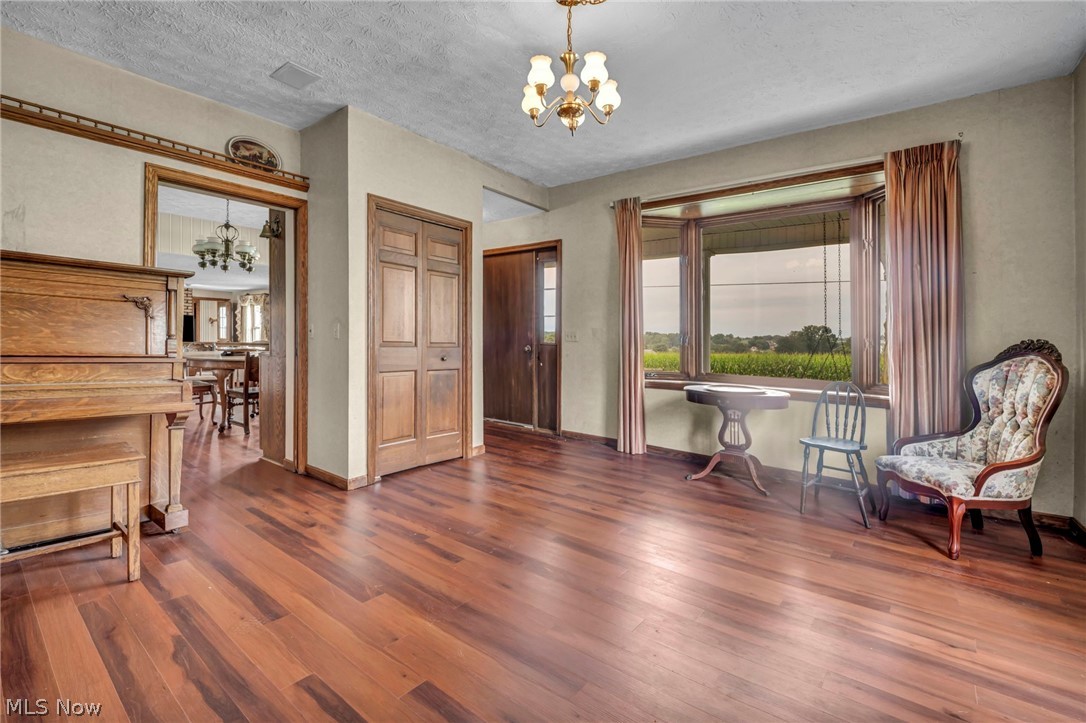 5706 Kemary Avenue SW Navarre OH 44662