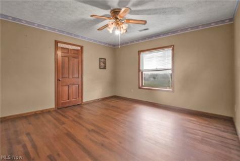 5706 Kemary Avenue SW Navarre OH 44662