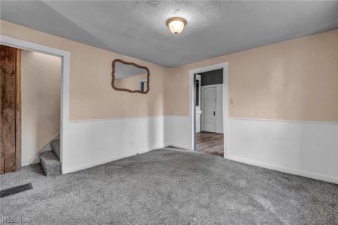 5706 Kemary Avenue SW Navarre OH 44662