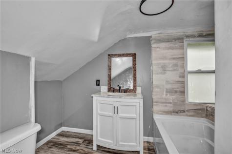 5706 Kemary Avenue SW Navarre OH 44662