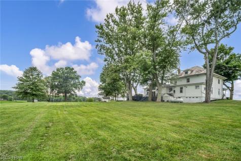 5706 Kemary Avenue SW Navarre OH 44662