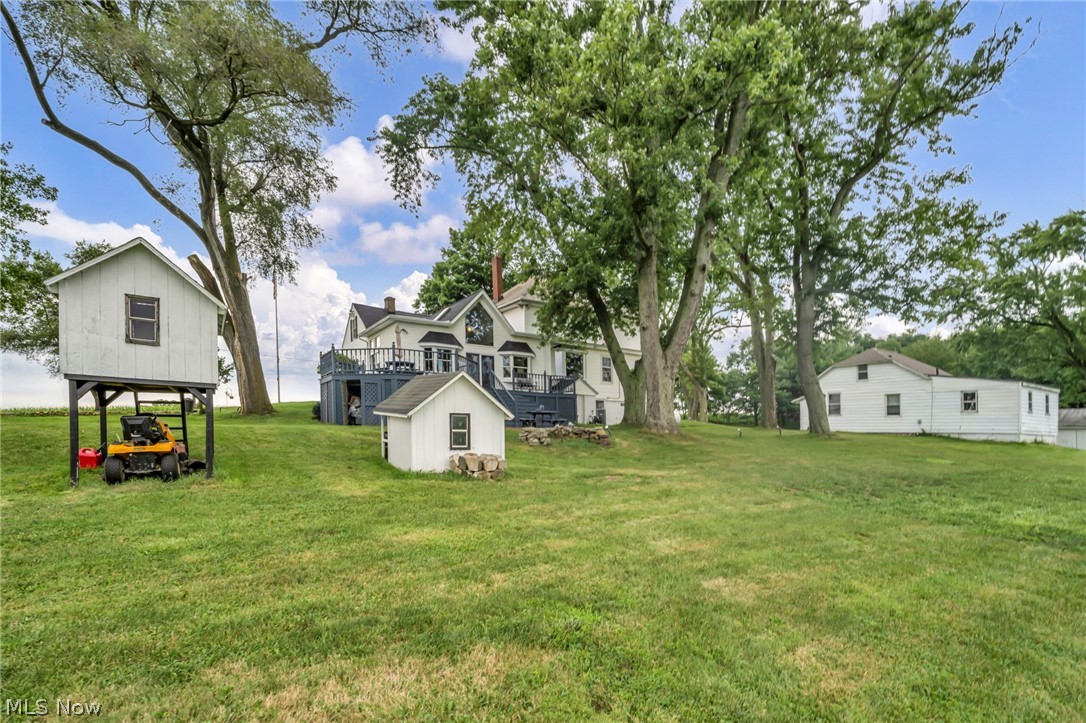 5706 Kemary Avenue SW Navarre OH 44662