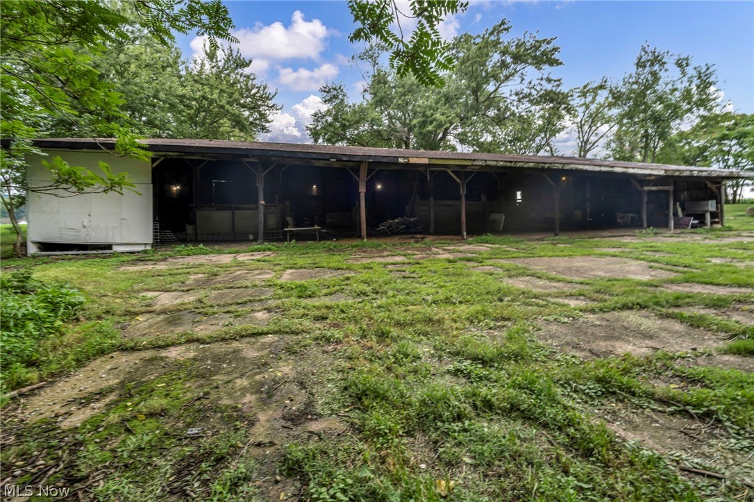 5706 Kemary Avenue SW Navarre OH 44662