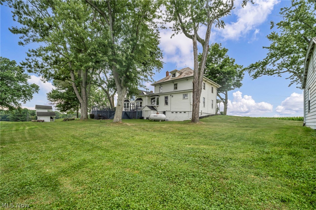 5706 Kemary Avenue SW Navarre OH 44662