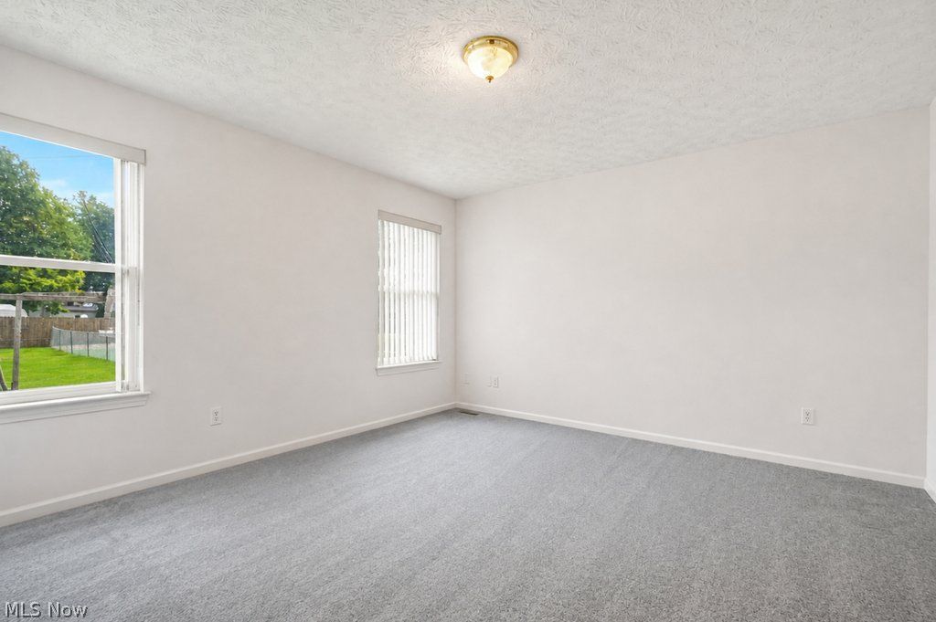 6651 W 130th Street Parma Heights OH 44130