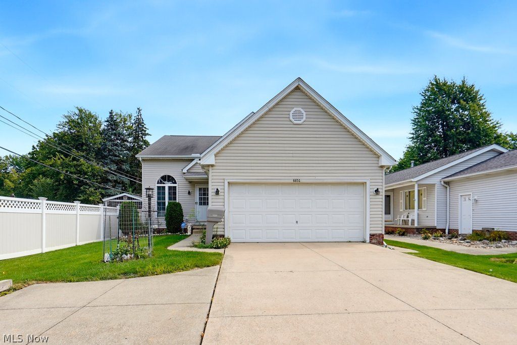 6651 W 130th Street Parma Heights OH 44130