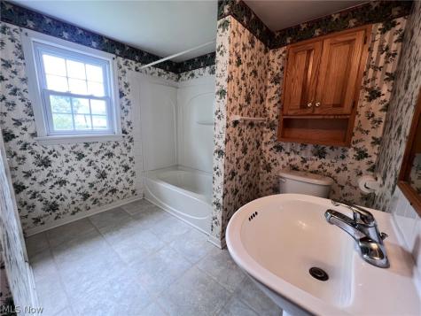 350 Harter Avenue NW Canton OH 44708