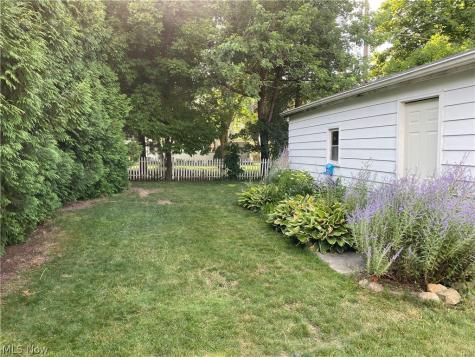 1600 Oakmount Road South Euclid OH 44121