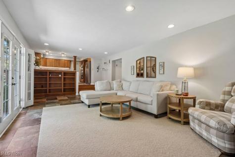 34165 Sherbrook Park Drive Solon OH 44139