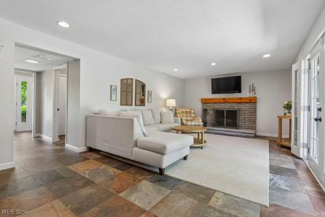34165 Sherbrook Park Drive Solon OH 44139