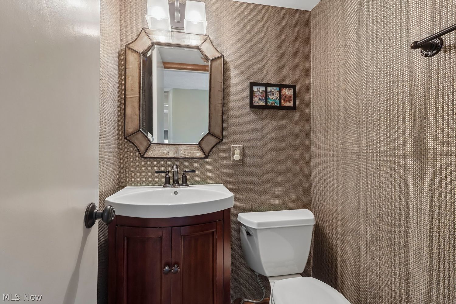 34165 Sherbrook Park Drive Solon OH 44139