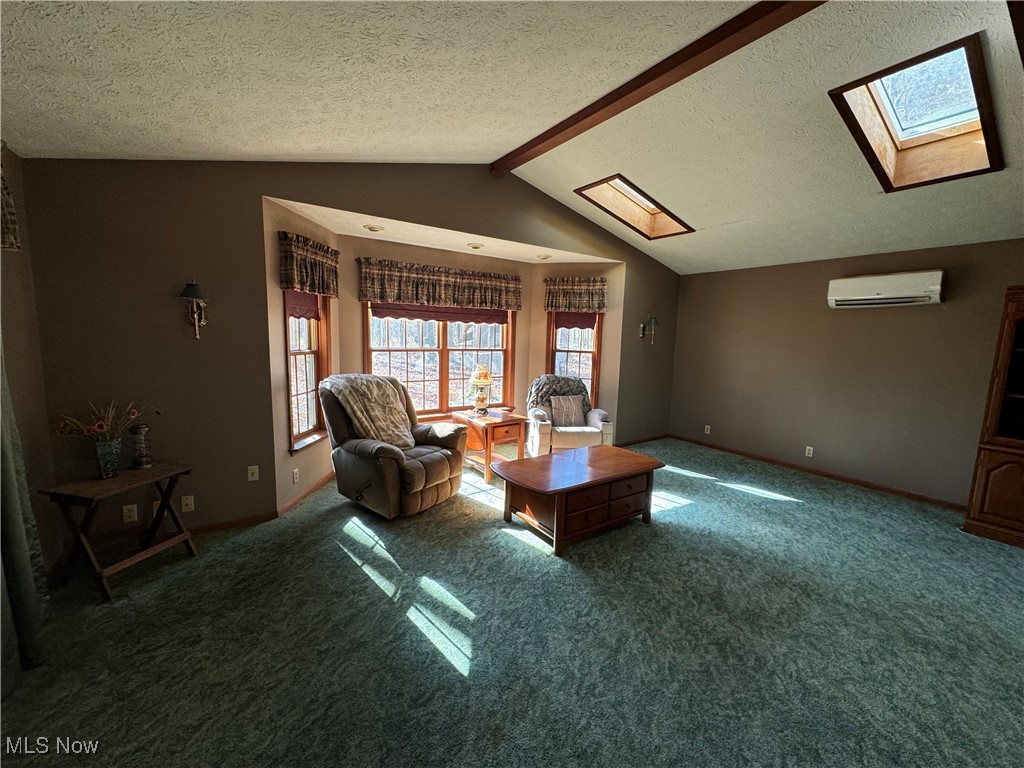 2086 S Park Lane Roaming Shores OH 44084