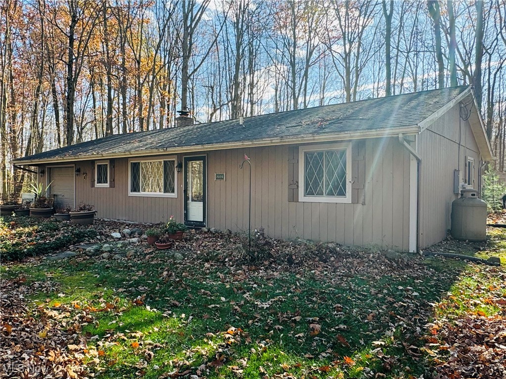 2086 S Park Lane Roaming Shores OH 44084