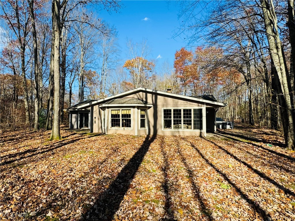 2086 S Park Lane Roaming Shores OH 44084