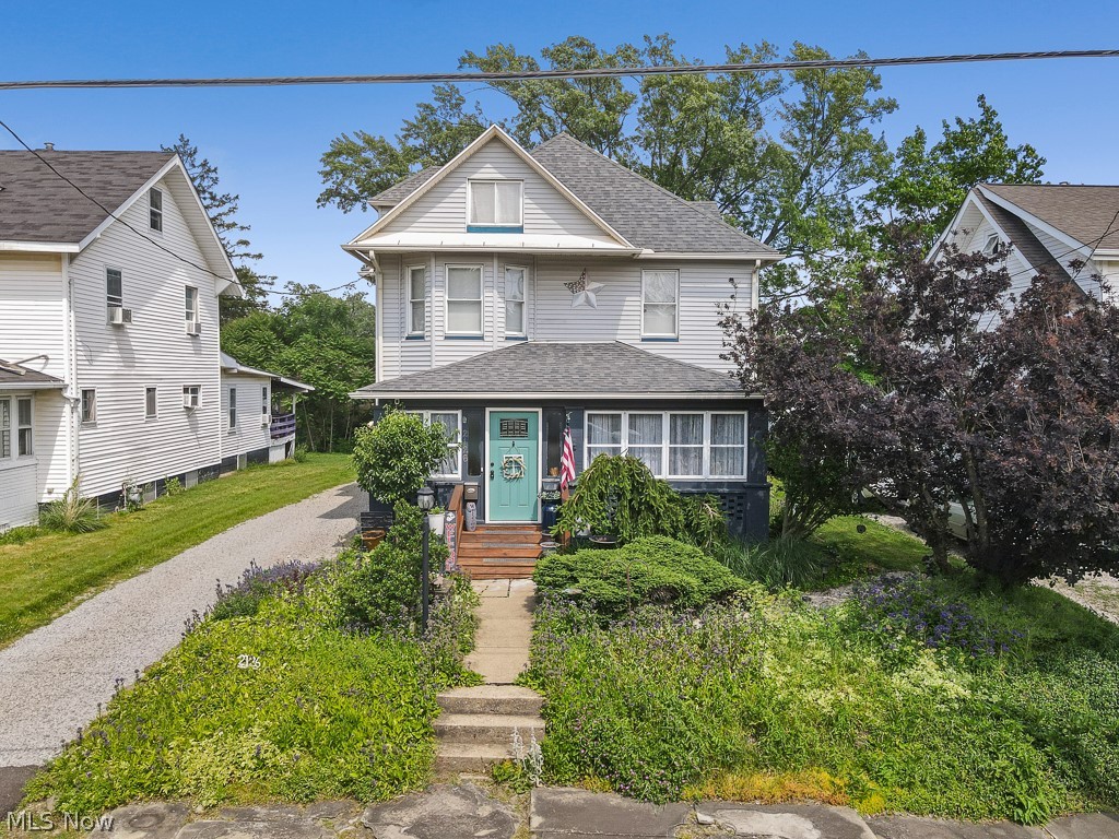 2126 S Arch Avenue Alliance OH 44601