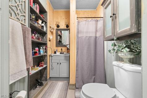 2126 S Arch Avenue Alliance OH 44601