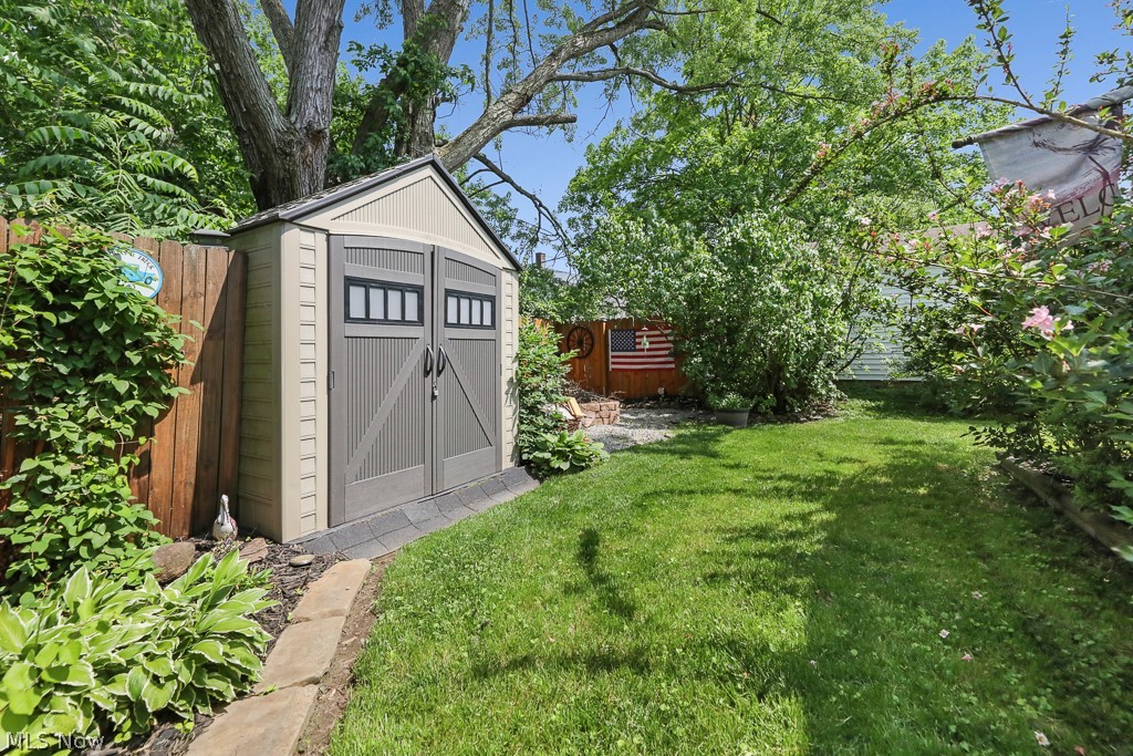 2126 S Arch Avenue Alliance OH 44601