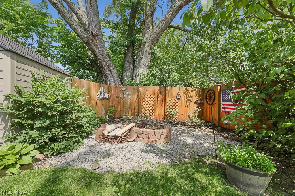 2126 S Arch Avenue Alliance OH 44601