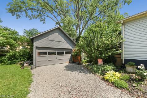 2126 S Arch Avenue Alliance OH 44601