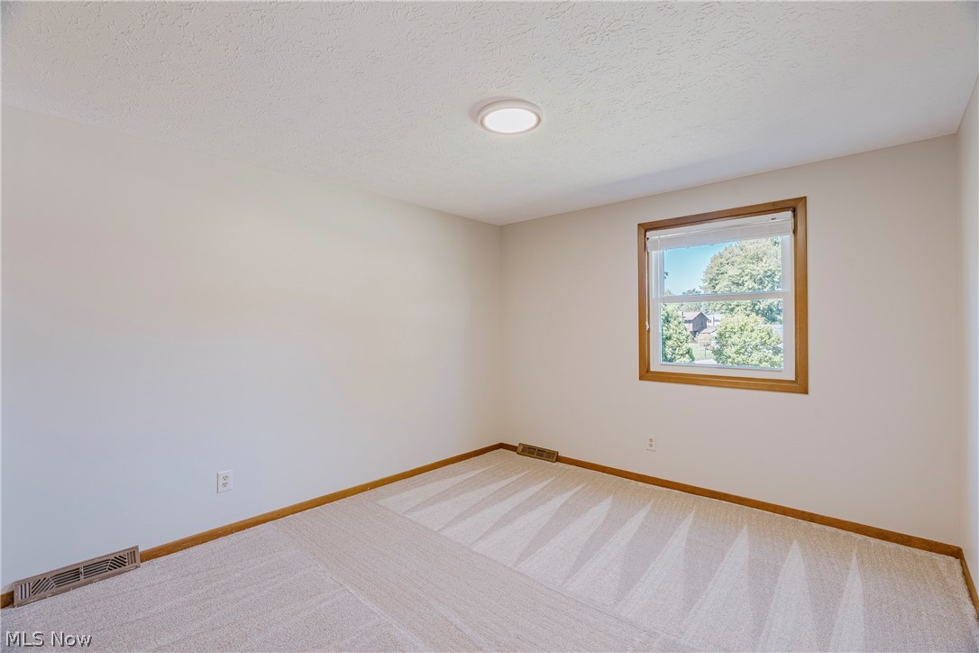 15133 Dogwood Circle Middleburg Heights OH 44130