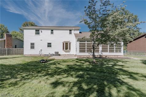15133 Dogwood Circle Middleburg Heights OH 44130