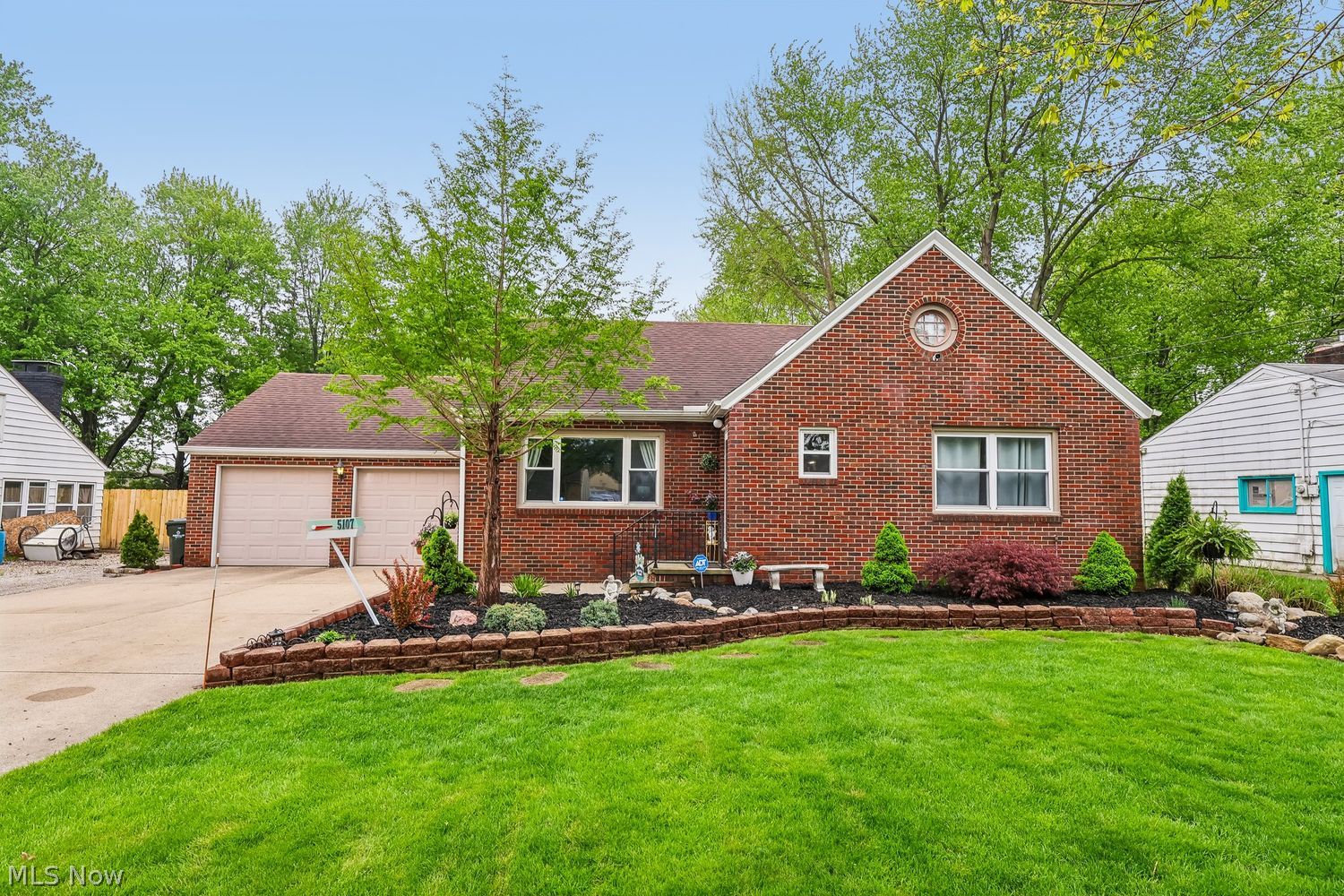 5107 Whitethorn Avenue North Olmsted OH 44070