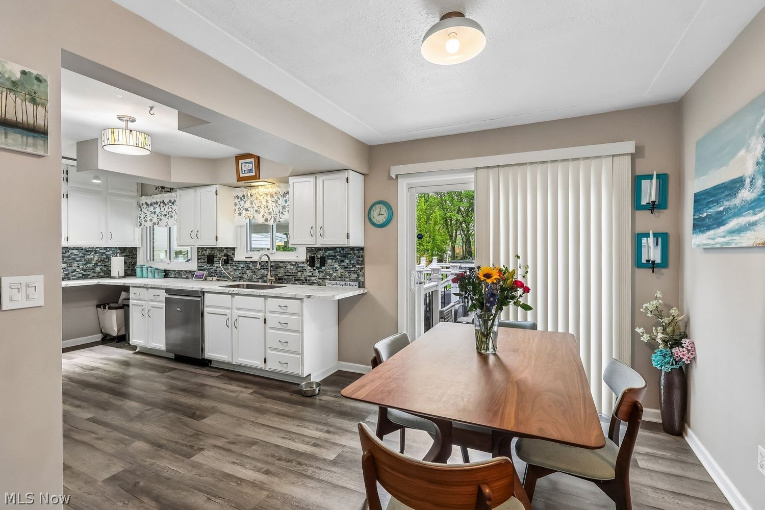 5107 Whitethorn Avenue North Olmsted OH 44070