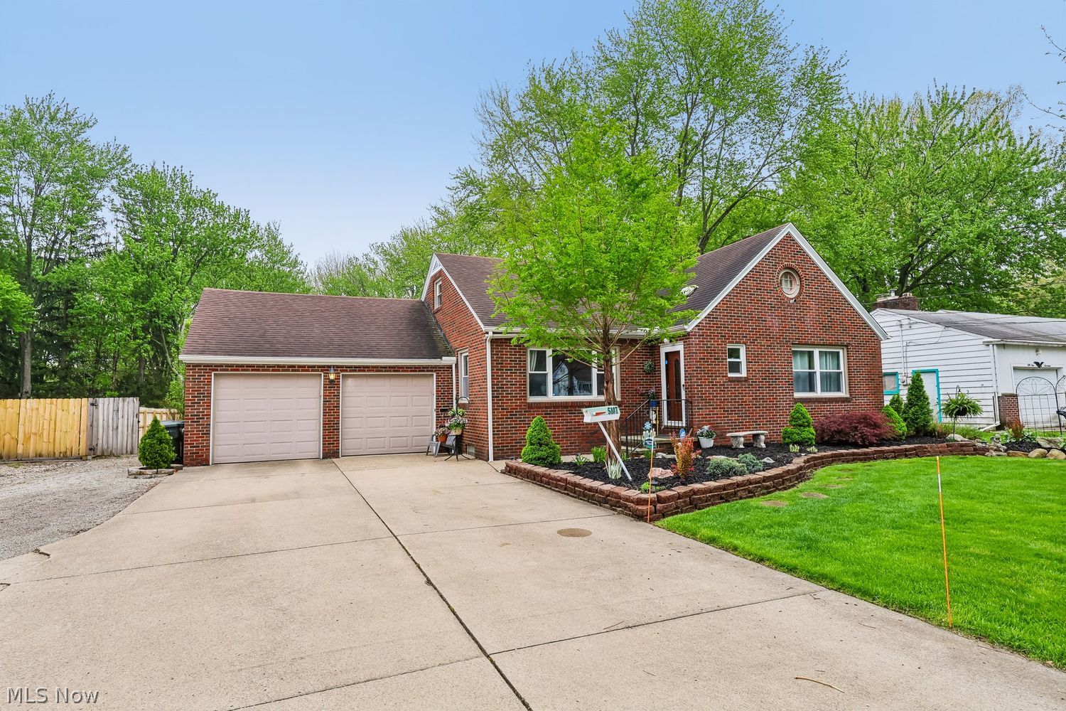5107 Whitethorn Avenue North Olmsted OH 44070