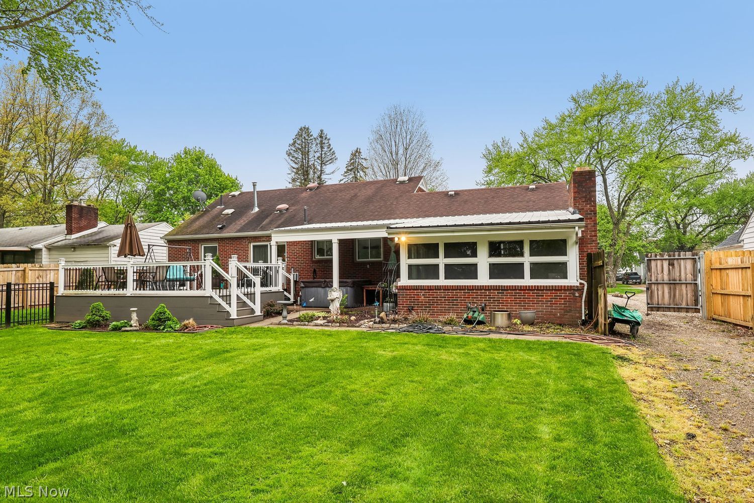 5107 Whitethorn Avenue North Olmsted OH 44070