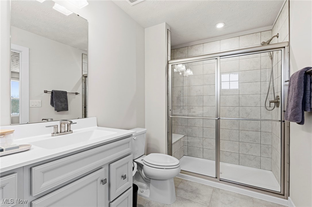 994 Bookman Avenue Akron OH 44312