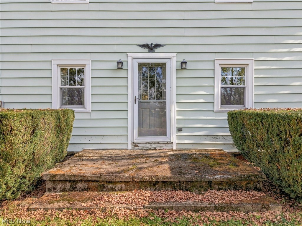 9076 Plymouth Street Hanoverton OH 44423