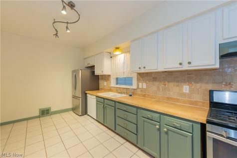 3409 W 54th Street Cleveland OH 44102