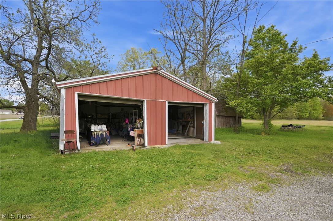 2530 Kinsman Road NE North Bloomfield OH 44450