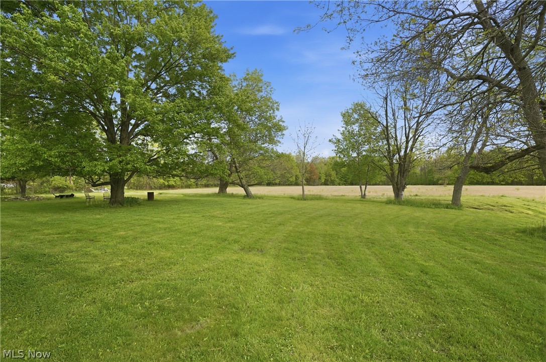 2530 Kinsman Road NE North Bloomfield OH 44450
