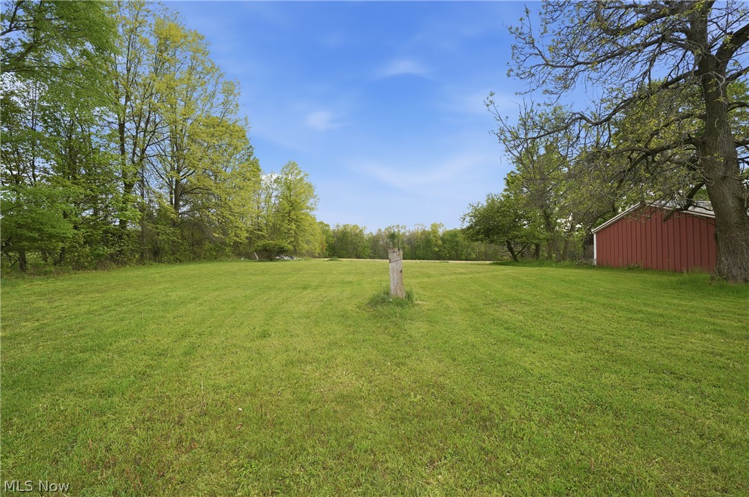 2530 Kinsman Road NE North Bloomfield OH 44450