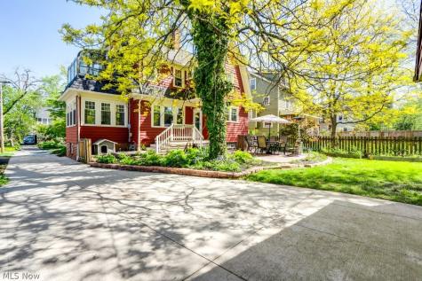 3376 Clarendon Road Cleveland Heights OH 44118