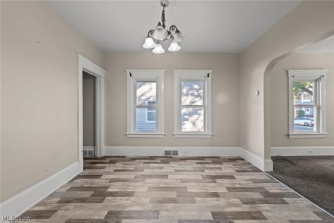 4012 Bucyrus Avenue Cleveland OH 44109