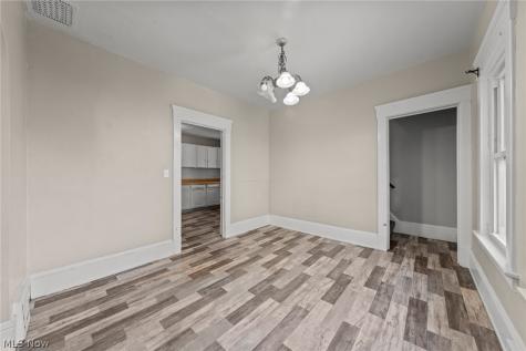 4012 Bucyrus Avenue Cleveland OH 44109