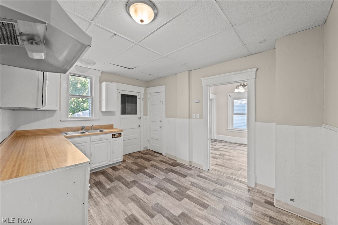 4012 Bucyrus Avenue Cleveland OH 44109