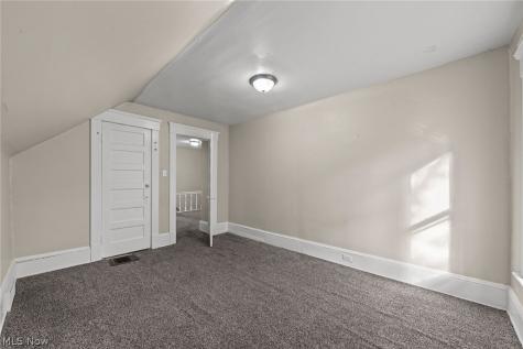 4012 Bucyrus Avenue Cleveland OH 44109