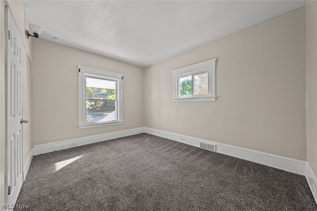 4012 Bucyrus Avenue Cleveland OH 44109