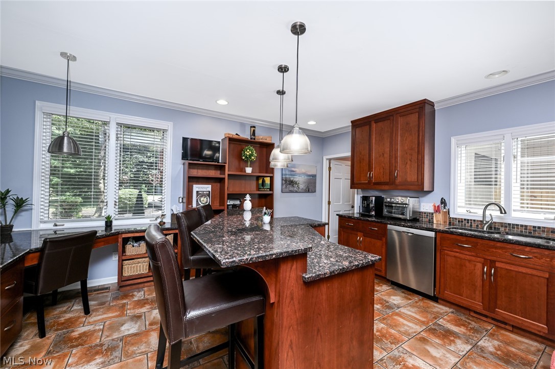 11197 Arrowhead Drive Grafton OH 44044